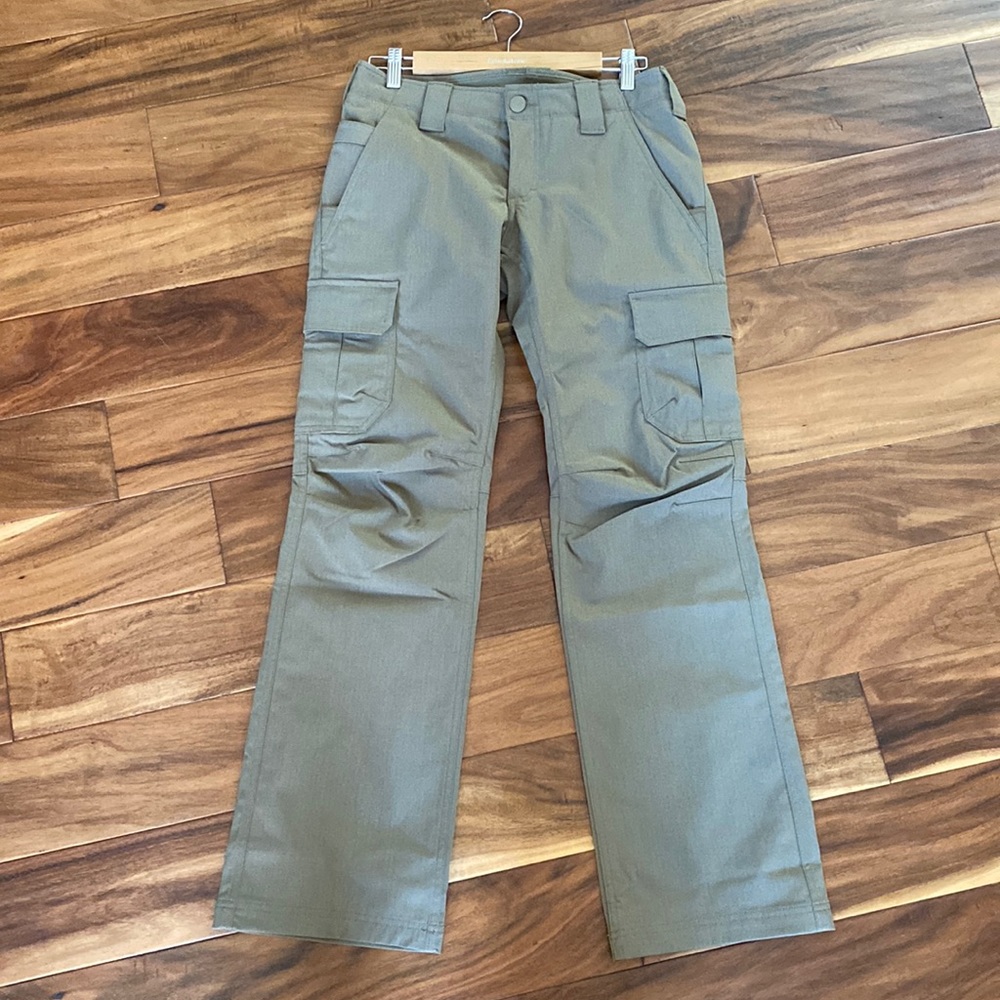 Under Armor Women’s Cargo Pants